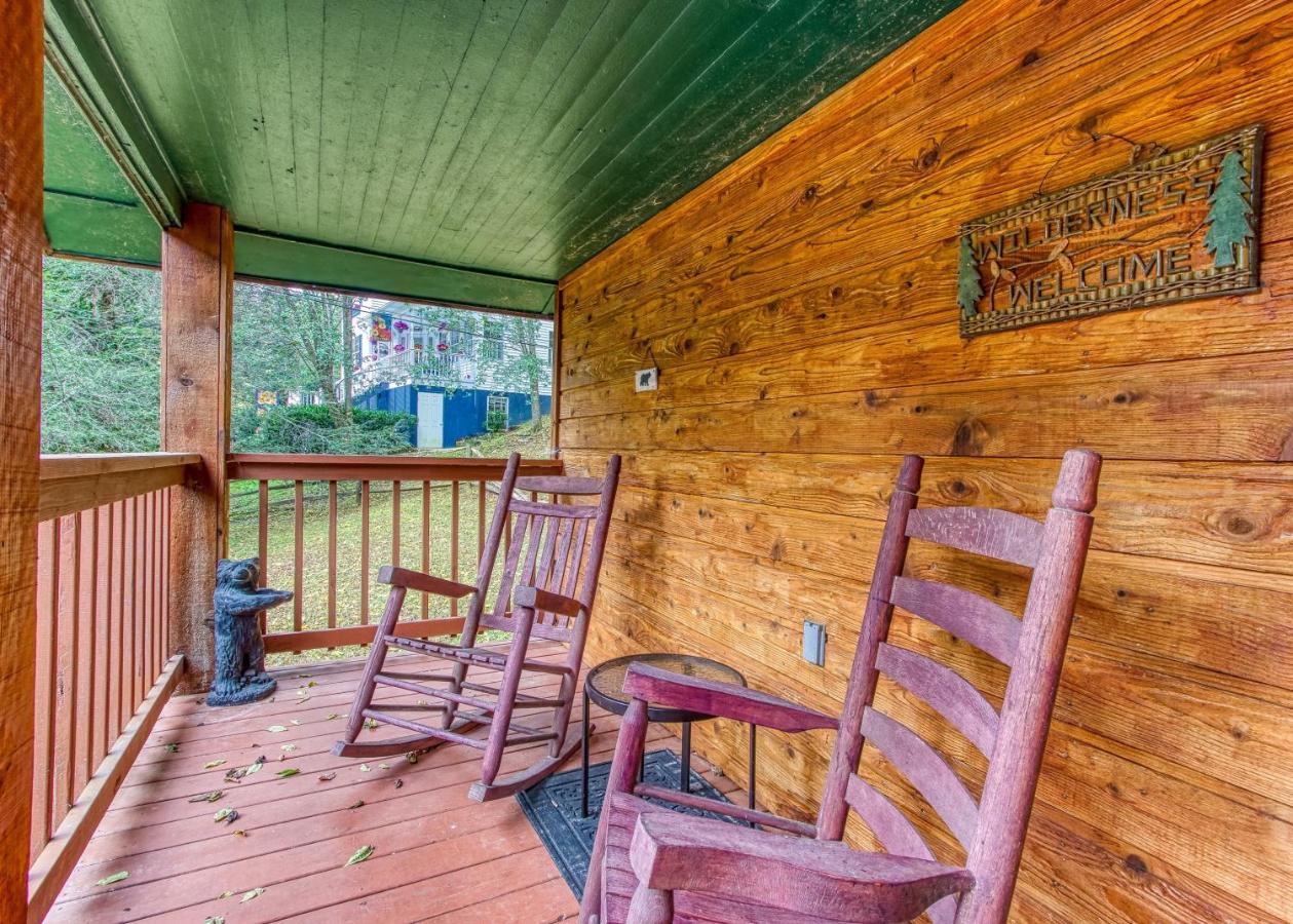 Cozy Creek Cabin Пиджен-Фордж Экстерьер фото